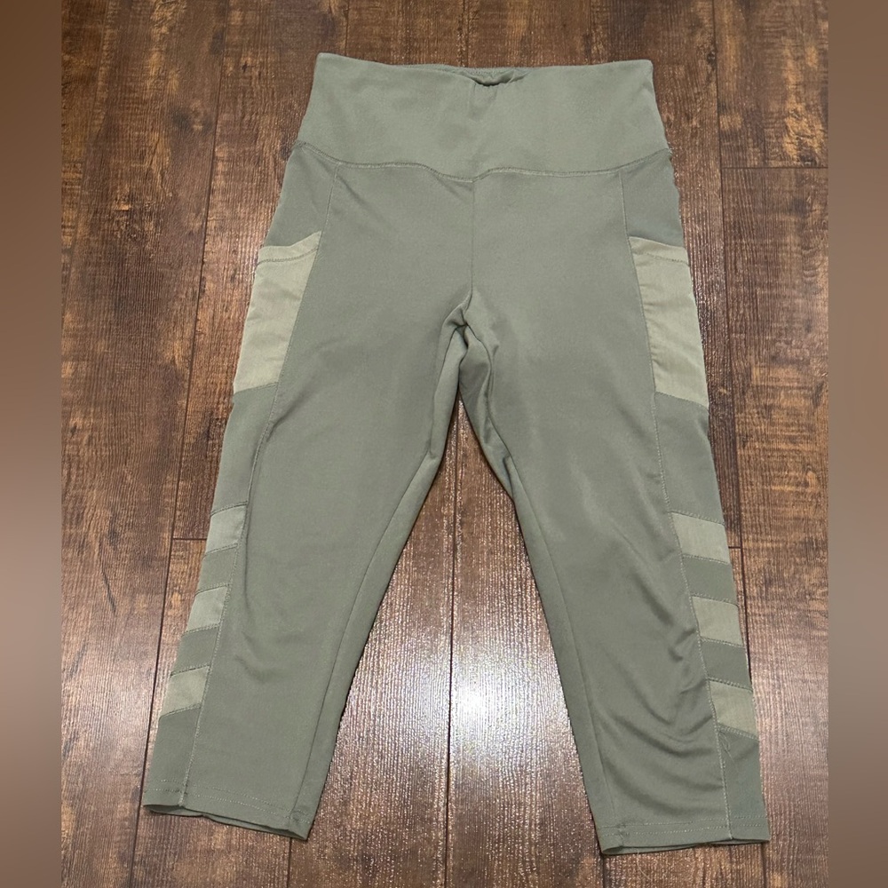Ladies capris